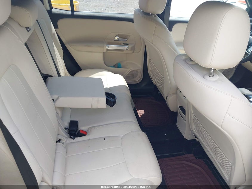 2023 Mercedes-benz Glb VIN W1N4M4HB3PW323932 IAAI salvage auction — FRONT END, Wait Title, sold $11,200 on 2026-08-29 (photo 8)