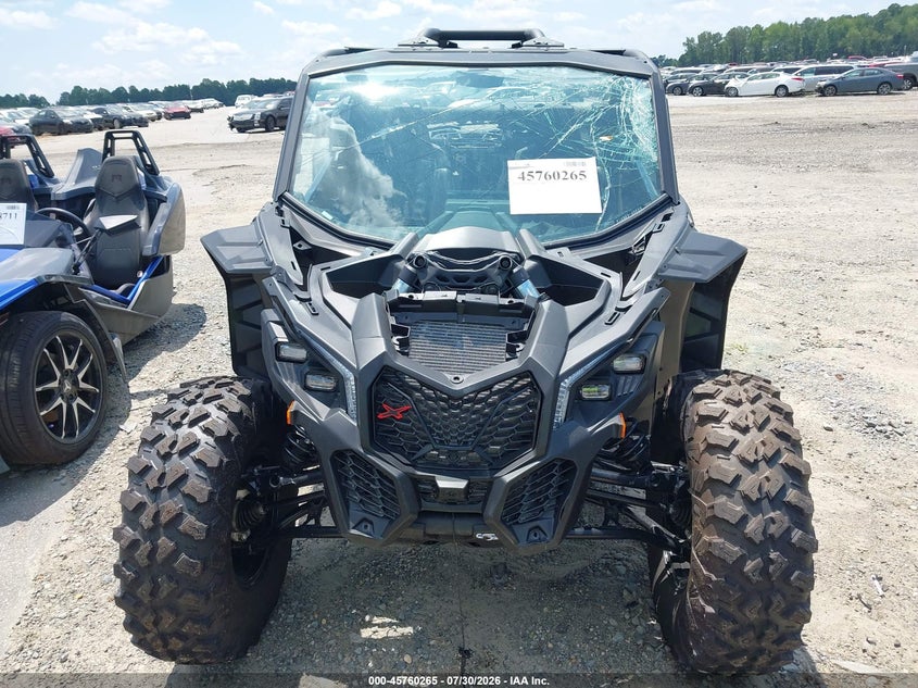 2026 Can-am/ brp Maverick VIN 3JBVDAV45TE001378 IAAI salvage auction — THEFT, Salvage Title, sold $10,200 on 2026-09-23 (photo 5)