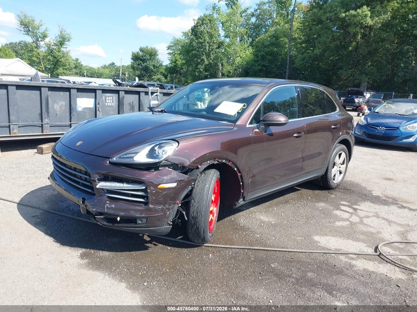 2019 Porsche Cayenne VIN WP1AA2AY9KDA03409 IAAI salvage auction — LEFT FRONT, Salvage Title, sold $10,600 on 2026-08-13 (photo 2)