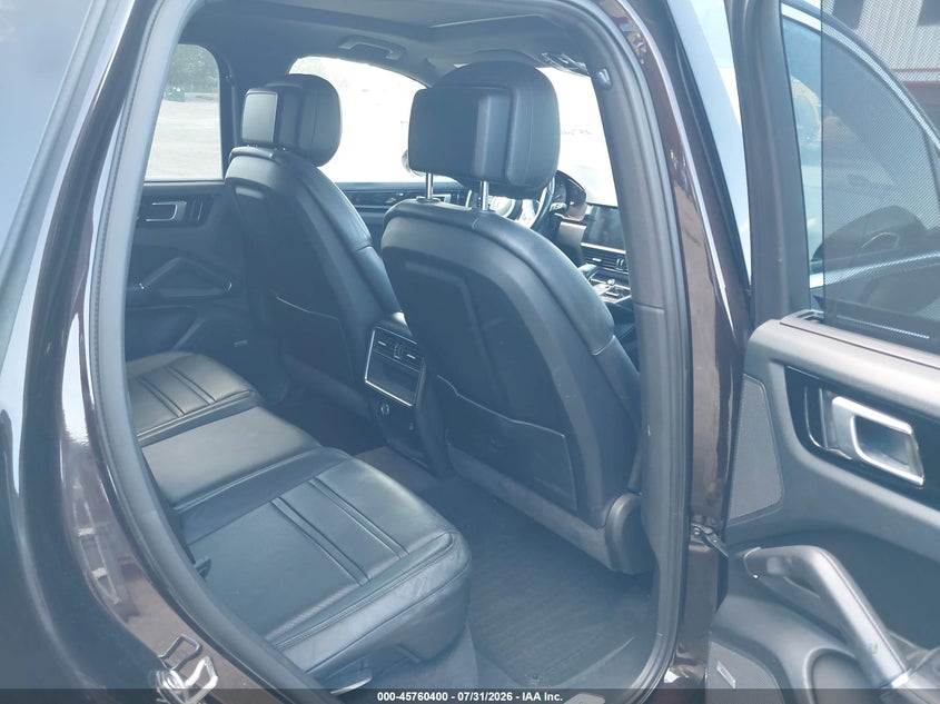 2019 Porsche Cayenne VIN WP1AA2AY9KDA03409 IAAI salvage auction — LEFT FRONT, Salvage Title, sold $10,600 on 2026-08-13 (photo 8)