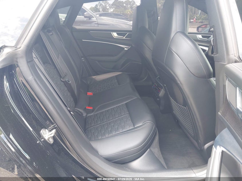 2022 Audi Rs7 VIN WUAPCBF21NN901126 IAAI salvage auction — FRONT END, Salvage Title, sold $42,000 on 2026-08-17 (photo 8)