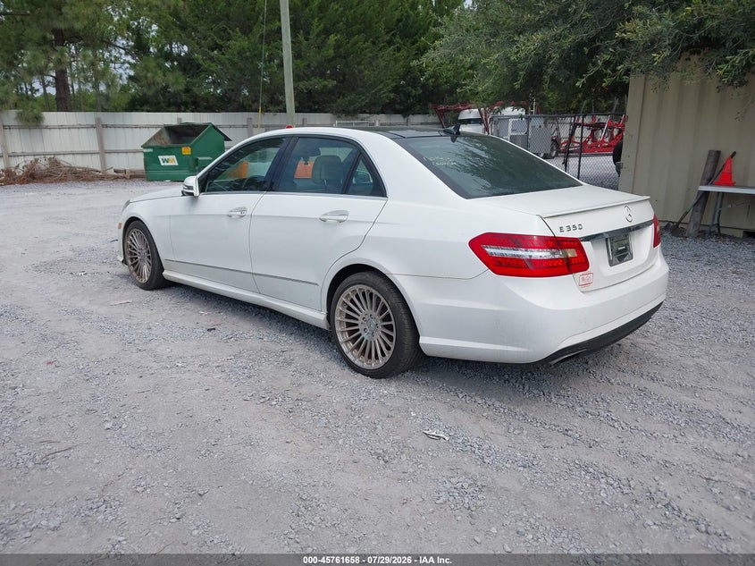 2013 Mercedes-benz E-class VIN WDDHF5KBXDA762027 IAAI salvage auction — RIGHT FRONT, Clear (Alabama), sold $2,100 on 2026-08-06 (photo 3)