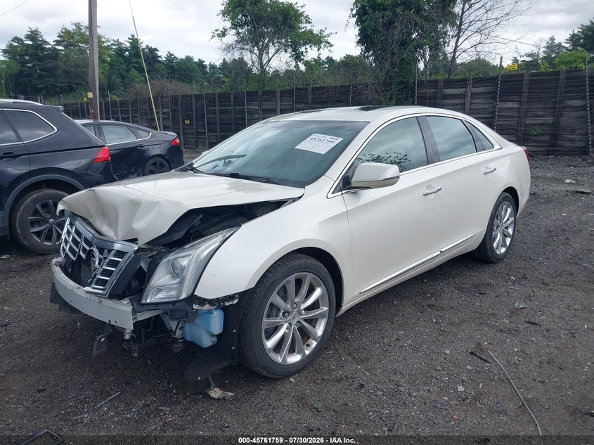 2014 Cadillac Xts VIN 2G61M5S35E9130367 IAAI salvage auction — FRONT END, Salvage Title, sold $1,600 on 2026-08-21 (photo 2)
