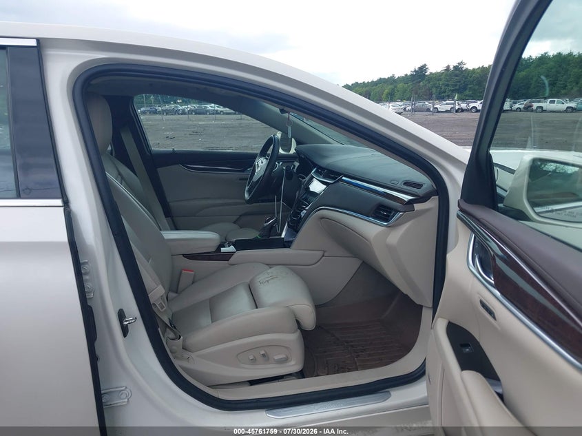2014 Cadillac Xts VIN 2G61M5S35E9130367 IAAI salvage auction — FRONT END, Salvage Title, sold $1,600 on 2026-08-21 (photo 5)