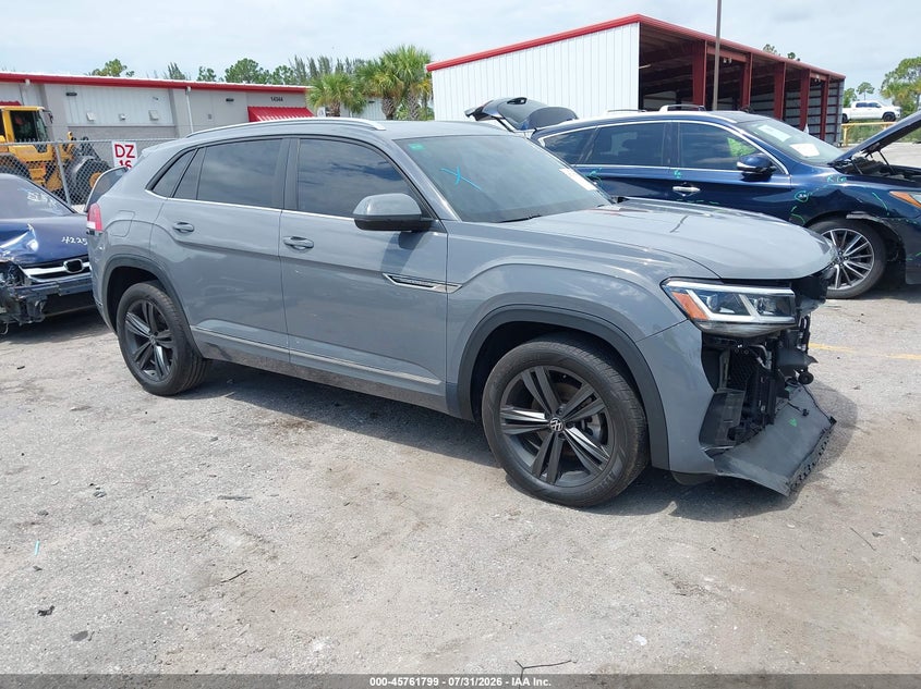 2021 Volkswagen Atlas cross sport VIN 1V2PE2CA8MC232218 — IAAI salvage auction photo