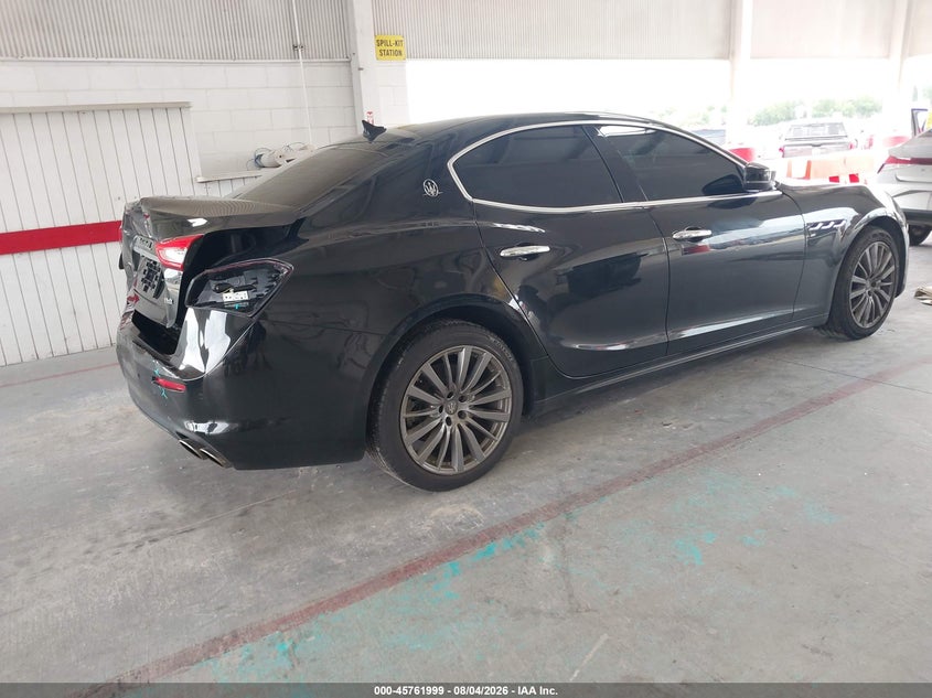 2018 Maserati Ghibli VIN ZAM57XSA4J1299872 IAAI salvage auction — REAR END, Wait Title, sold $4,250 on 2026-08-29 (photo 4)