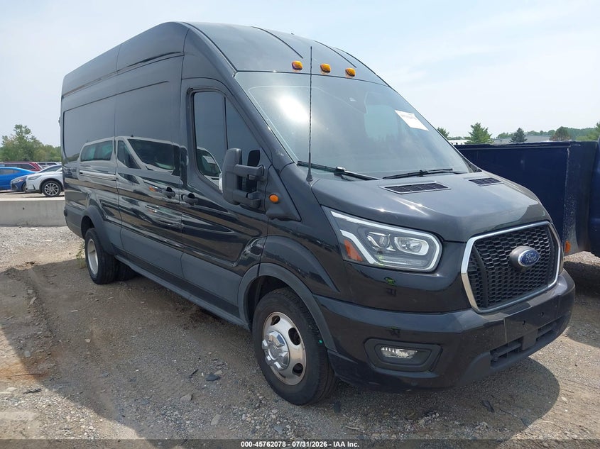 2024 Ford Transit-350 VIN 1FTBF4UG8RKB53457 — IAAI salvage auction photo