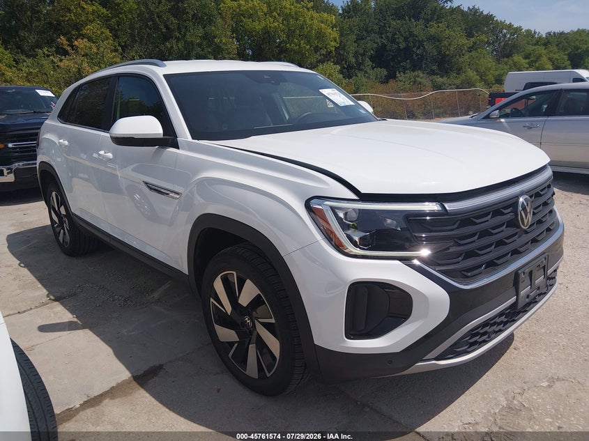 2024 Volkswagen Atlas cross sport VIN 1V2WE2CA1RC240924 — IAAI salvage auction photo