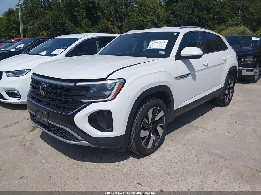 2024 Volkswagen Atlas cross sport VIN 1V2WE2CA1RC240924 IAAI salvage auction — REAR END, Salvage Title, sold $18,800 on 2026-08-10 (photo 2)