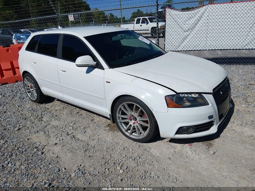 2010 Audi A3 VIN WAUPFAFM5AA127042 IAAI salvage auction — NORMAL WEAR, Clear (Florida), sold $675 on 2026-08-14 (photo 1)