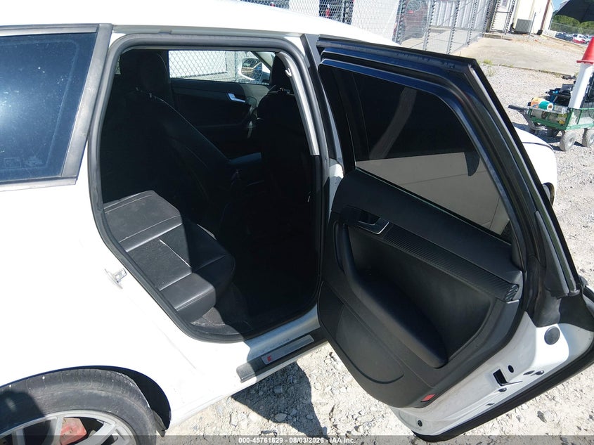 2010 Audi A3 VIN WAUPFAFM5AA127042 IAAI salvage auction — NORMAL WEAR, Clear (Florida), sold $675 on 2026-08-14 (photo 8)