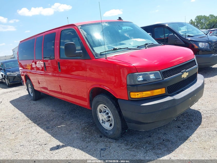 2021 Chevrolet Express VIN 1GAZGNFP5M1152417 — IAAI salvage auction photo