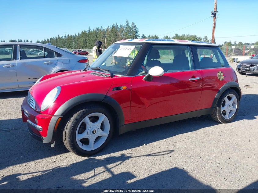 2003 Mini Cooper VIN WMWRC33453TE16773 IAAI salvage auction — NORMAL WEAR, Rebuilt-Non-Public (Washington), sold $275 on 2026-08-14 (photo 2)