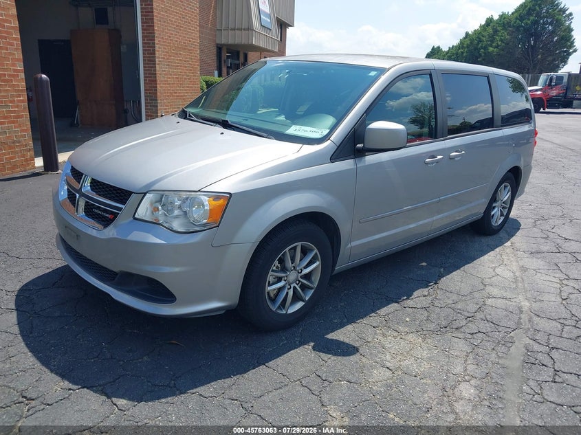 2016 Dodge Grand caravan VIN 2C4RDGBG6GR365622 IAAI salvage auction — NORMAL WEAR, Sf97 (Virginia), sold $15,100 on 2026-08-19 (photo 2)