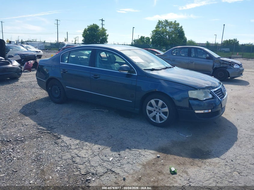 2008 Volkswagen Passat VIN WVWJK73C78P067775 IAAI salvage auction — RIGHT FRONT, Salvage (Pennsylvania), sold $375 on 2026-08-14 (photo 1)