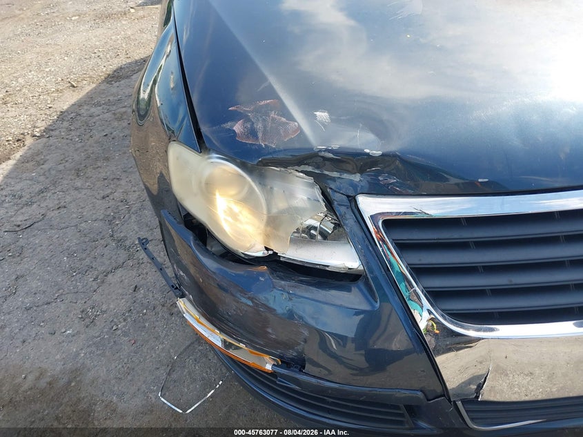2008 Volkswagen Passat VIN WVWJK73C78P067775 IAAI salvage auction — RIGHT FRONT, Salvage (Pennsylvania), sold $375 on 2026-08-14 (photo 6)