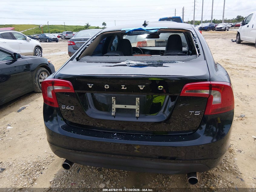 2013 Volvo S60 VIN YV1612FS2D1233738 IAAI salvage auction — REAR END, Salvage Title, sold $350 on 2026-08-11 (photo 6)