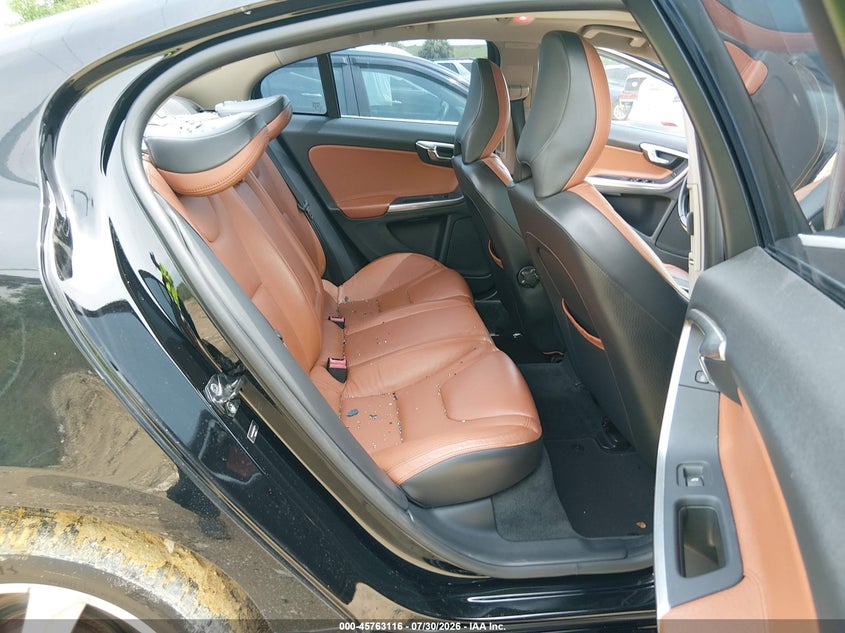 2013 Volvo S60 VIN YV1612FS2D1233738 IAAI salvage auction — REAR END, Salvage Title, sold $350 on 2026-08-11 (photo 8)