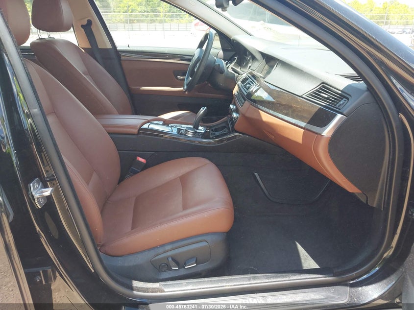 2015 BMW 5er VIN WBA5A7C58FD628289 IAAI salvage auction — FRONT END, Salvage Title, sold $4,050 on 2026-08-14 (photo 5)