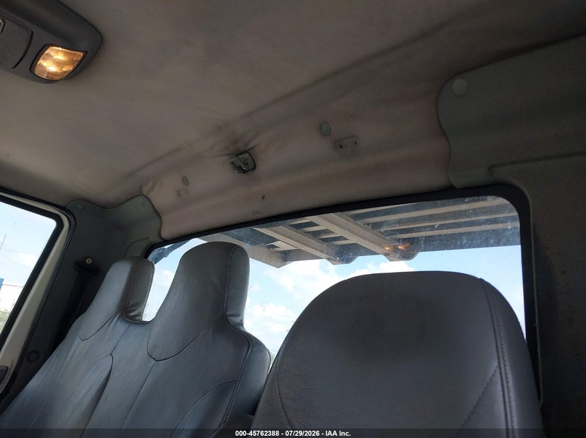 2007 International 4000 series VIN 1HTMKAZN67H435734 IAAI salvage auction — UNKNOWN, Clear (Florida), sold $11,950 on 2026-08-12 (photo 6)