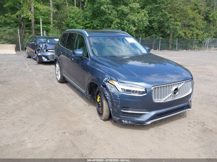 2018 Volvo Xc90 VIN YV4A22PL3J1344652 IAAI salvage auction — NORMAL WEAR, Salvage Title, sold $6,925 on 2026-08-19 (photo 1)