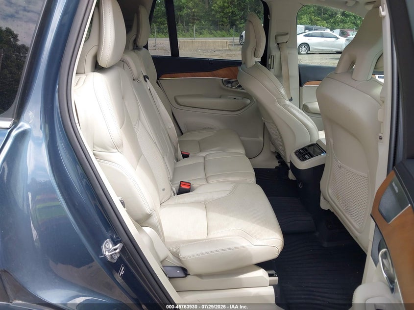 2018 Volvo Xc90 VIN YV4A22PL3J1344652 IAAI salvage auction — NORMAL WEAR, Salvage Title, sold $6,925 on 2026-08-19 (photo 8)