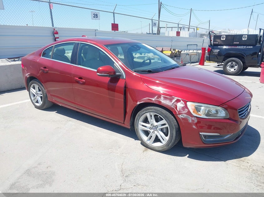 2014 Volvo S60 VIN YV1612FS9E2295813 IAAI salvage auction — RIGHT FRONT, Salvage Title, sold $700 on 2026-08-19 (photo 1)