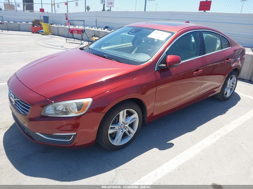 2014 Volvo S60 VIN YV1612FS9E2295813 IAAI salvage auction — RIGHT FRONT, Salvage Title, sold $700 on 2026-08-19 (photo 2)