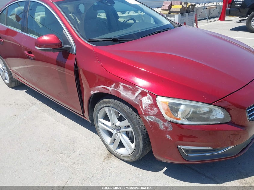 2014 Volvo S60 VIN YV1612FS9E2295813 IAAI salvage auction — RIGHT FRONT, Salvage Title, sold $700 on 2026-08-19 (photo 6)