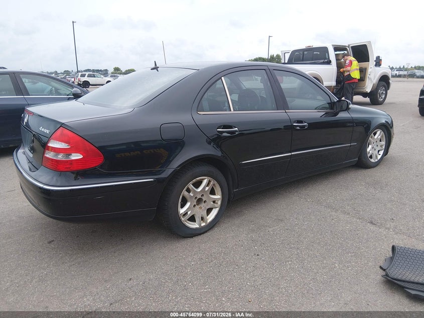 2005 Mercedes-benz E-class VIN WDBUF82J15X170451 IAAI salvage auction — RIGHT FRONT, Clear (Minnesota), sold $275 on 2026-08-17 (photo 4)