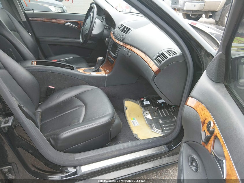 2005 Mercedes-benz E-class VIN WDBUF82J15X170451 IAAI salvage auction — RIGHT FRONT, Clear (Minnesota), sold $275 on 2026-08-17 (photo 5)