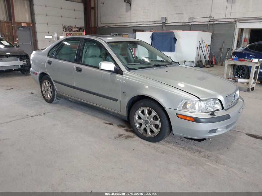 2001 Volvo S40 VIN YV1VS29571F769808 IAAI salvage auction — NORMAL WEAR, Clear (New York), sold $400 on 2026-08-05 (photo 1)