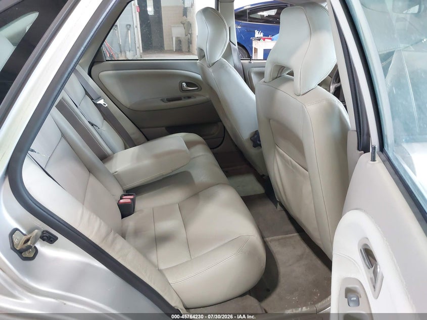 2001 Volvo S40 VIN YV1VS29571F769808 IAAI salvage auction — NORMAL WEAR, Clear (New York), sold $400 on 2026-08-05 (photo 8)