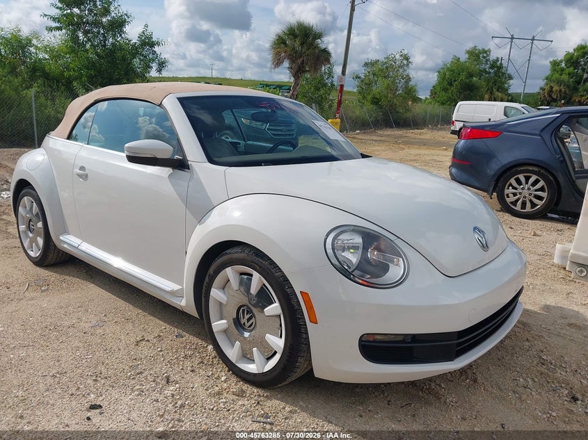 2013 Volkswagen Beetle VIN 3VW5P7AT3DM815800 IAAI salvage auction — SIDE, Rebuildable (Florida), sold $2,250 on 2026-08-06 (photo 1)