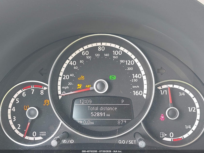 2013 Volkswagen Beetle VIN 3VW5P7AT3DM815800 IAAI salvage auction — SIDE, Rebuildable (Florida), sold $2,250 on 2026-08-06 (photo 7)