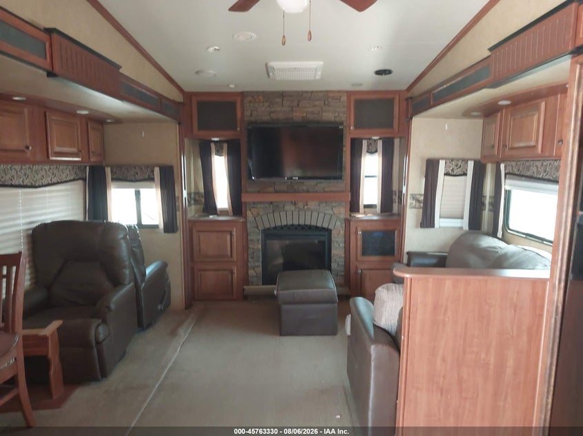 2013 Jayco Eagle VIN 1UJCJ0BU2D1LM0115 IAAI salvage auction — HAIL, Original (Texas), sold $7,150 on 2026-09-21 (photo 8)