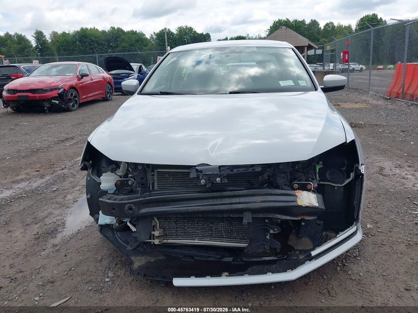 2017 Volkswagen Jetta VIN 3VW2B7AJ6HM369079 IAAI salvage auction — FRONT END, Salvage Title, sold $875 on 2026-09-11 (photo 6)