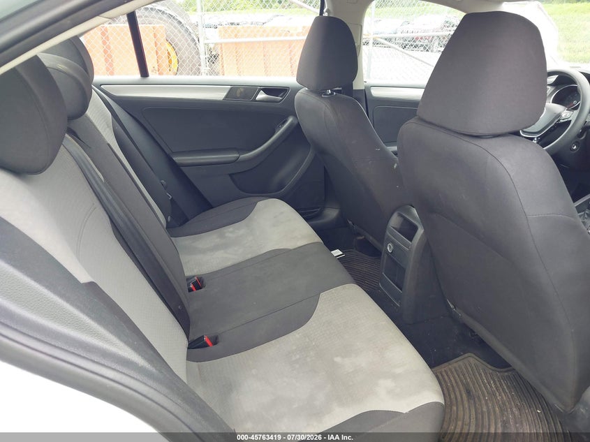 2017 Volkswagen Jetta VIN 3VW2B7AJ6HM369079 IAAI salvage auction — FRONT END, Salvage Title, sold $875 on 2026-09-11 (photo 8)