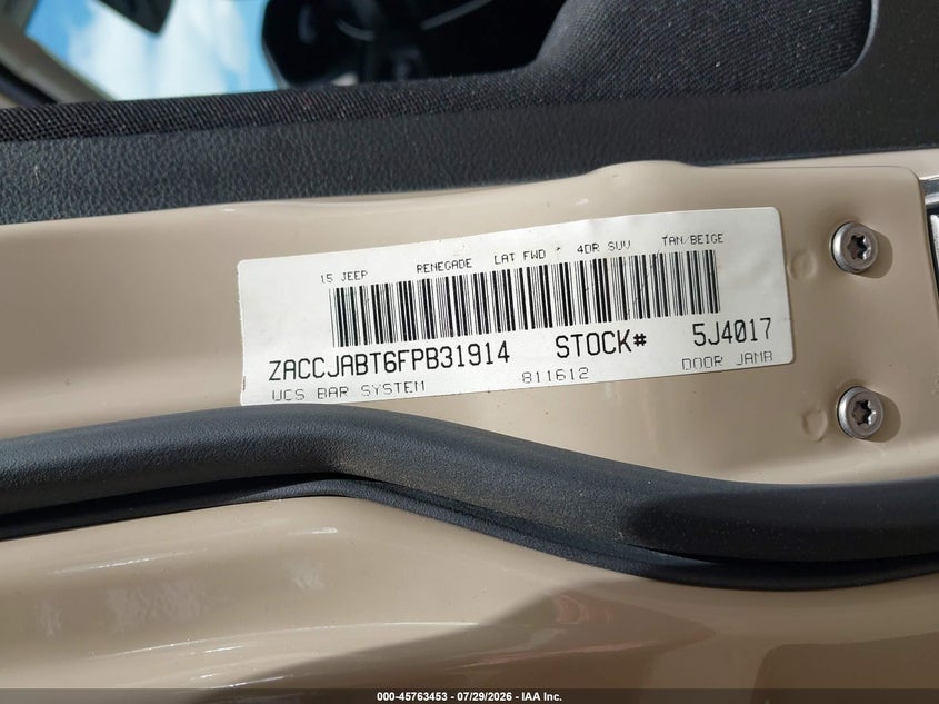 2015 Jeep Renegade VIN ZACCJABT6FPB31914 IAAI salvage auction — NORMAL WEAR, Clear (Maryland), sold $1,325 on 2026-08-11 (photo 9)