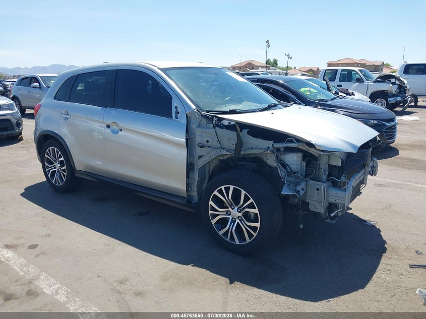 2018 Mitsubishi Outlander VIN JA4AP3AW9JU026086 IAAI salvage auction — RIGHT FRONT, Wait Title, sold $2,550 on 2026-08-21 (photo 1)