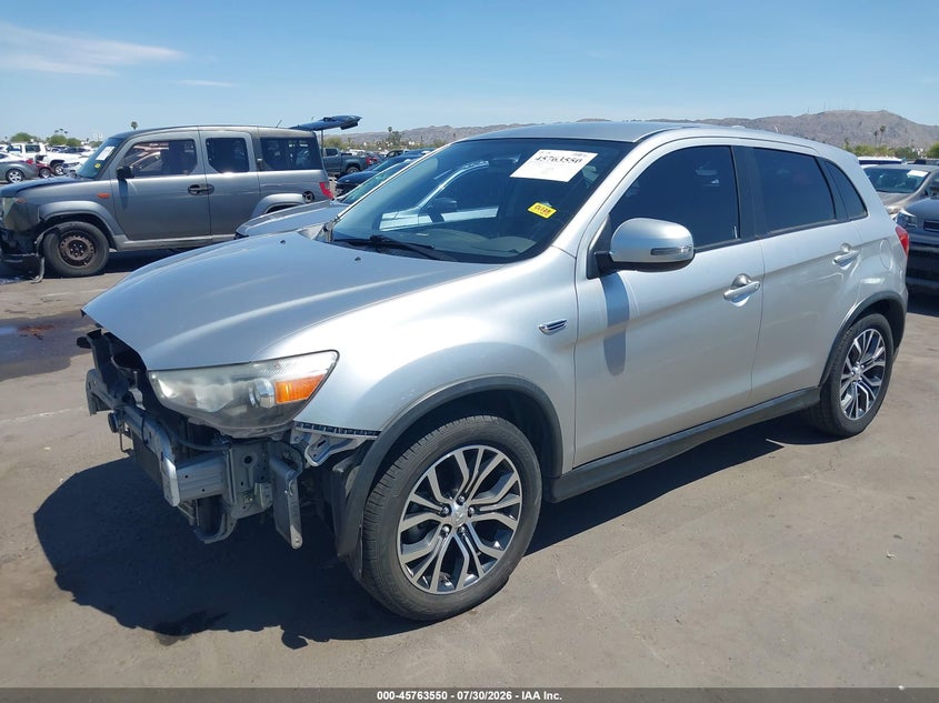 2018 Mitsubishi Outlander VIN JA4AP3AW9JU026086 IAAI salvage auction — RIGHT FRONT, Wait Title, sold $2,550 on 2026-08-21 (photo 2)