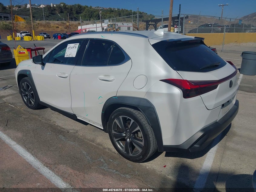 2019 Lexus Ux VIN JTHY3JBH1K2004468 IAAI salvage auction — FRONT END, Salvage Title, sold $7,600 on 2026-09-02 (photo 3)