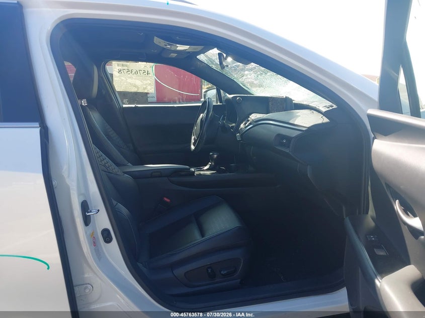 2019 Lexus Ux VIN JTHY3JBH1K2004468 IAAI salvage auction — FRONT END, Salvage Title, sold $7,600 on 2026-09-02 (photo 5)