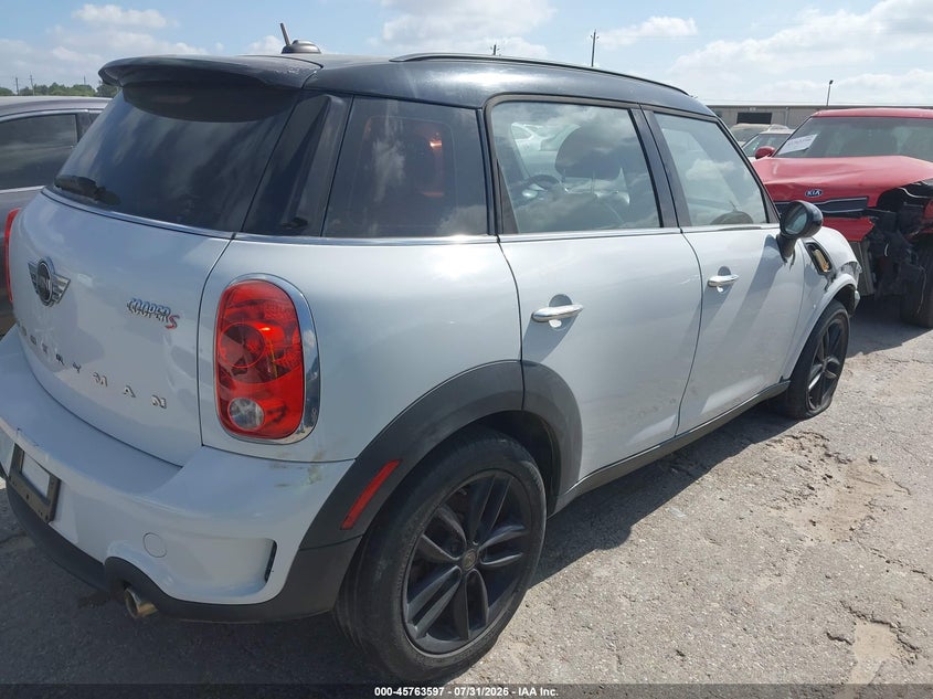 2013 Mini Countryman VIN WMWZC3C53DWP51178 IAAI salvage auction — LEFT FRONT, Salvage Title, sold $1,100 on 2026-08-05 (photo 4)