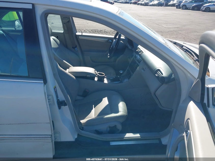2006 Mercedes-benz C-klasse VIN WDBRF52H16F800736 IAAI salvage auction — LEFT FRONT, Salvage (Oregon), sold $150 on 2026-08-20 (photo 5)
