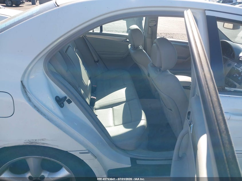 2006 Mercedes-benz C-klasse VIN WDBRF52H16F800736 IAAI salvage auction — LEFT FRONT, Salvage (Oregon), sold $150 on 2026-08-20 (photo 8)