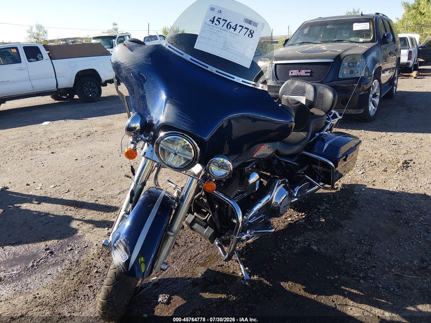 2012 Harley-davidson Street glide VIN 1HD1KBM18CB636945 IAAI salvage auction — FRONT END, Salvage Title, sold $1,750 on 2026-10-06 (photo 2)