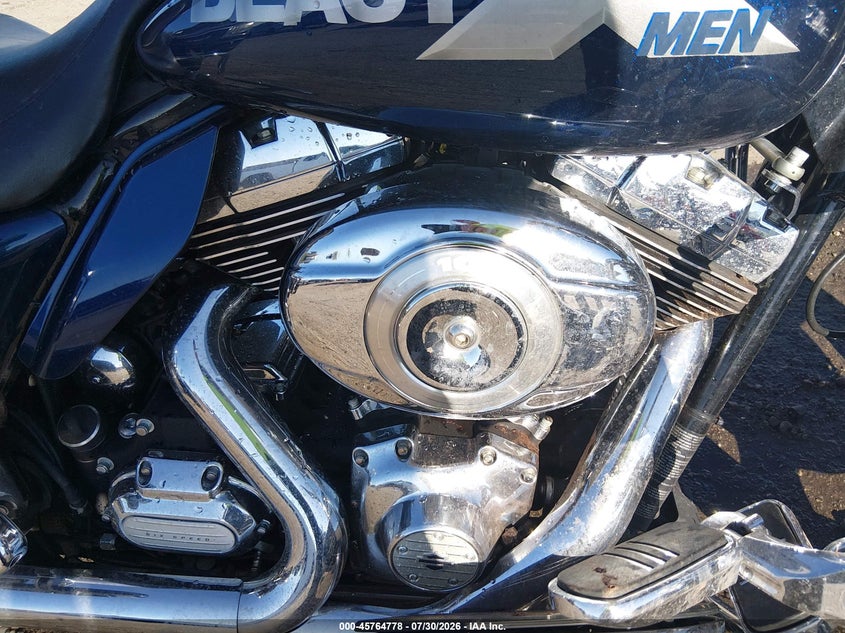 2012 Harley-davidson Street glide VIN 1HD1KBM18CB636945 IAAI salvage auction — FRONT END, Salvage Title, sold $1,750 on 2026-10-06 (photo 8)