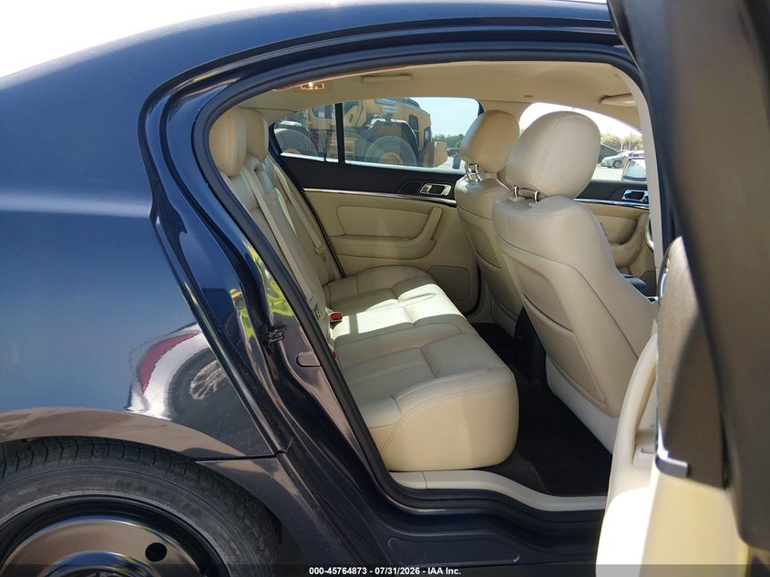 2013 Lincoln Mks VIN 1LNHL9DK0DG616963 IAAI salvage auction — RIGHT FRONT, Salvage Title, sold $2,325 on 2026-09-24 (photo 8)