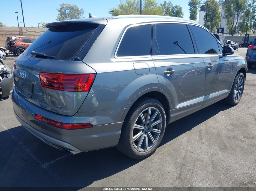 2018 Audi Q7 VIN WA1LHAF7XJD015027 IAAI salvage auction — SIDE, Wait Title, sold $5,100 on 2026-09-27 (photo 4)